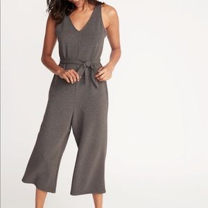 Old navy texture ponte knit tie waist jumpsuit